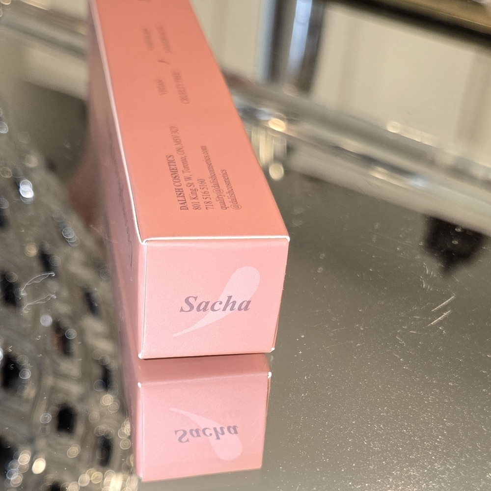 dalishTinted Hydrating Lip Balms 💋Color: Sacha - Picture 4 of 4